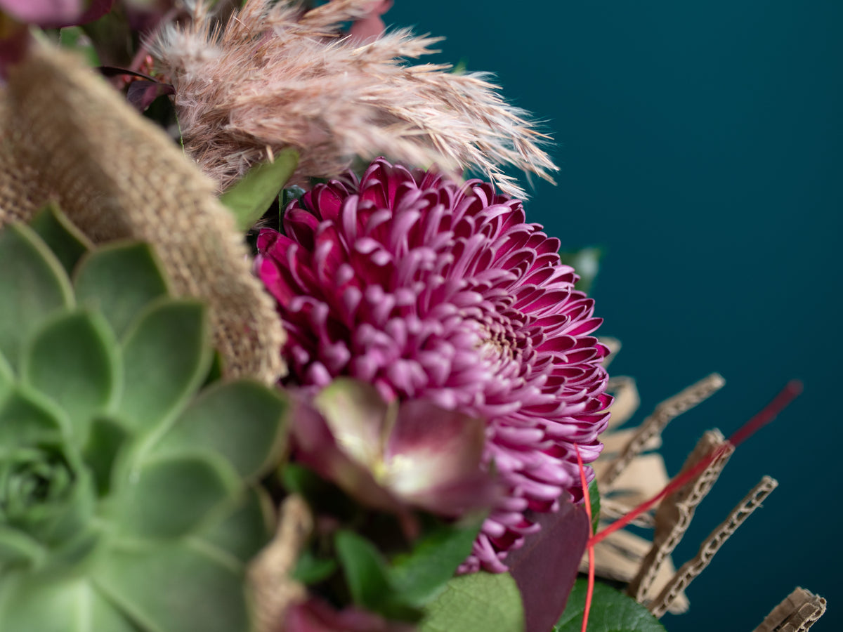 Bouquet of different flowers | 86 |