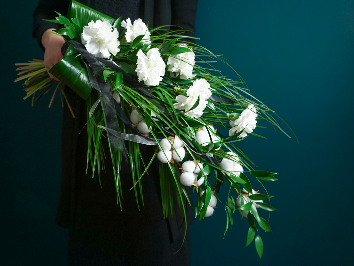 Mourning Bouquet | 05 |