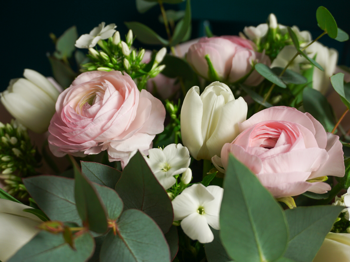Bouquet of flowers | 64 |