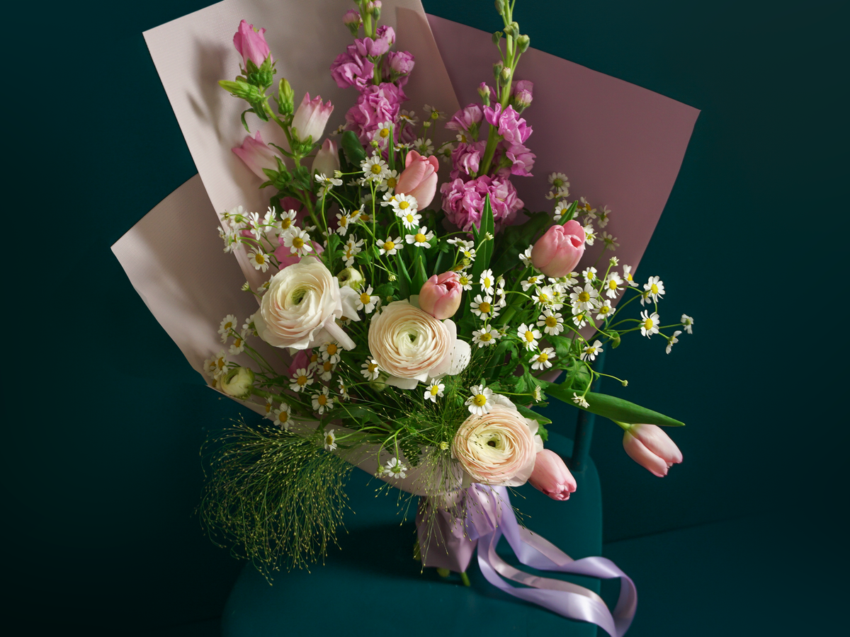 Bouquet of flowers | 65 |