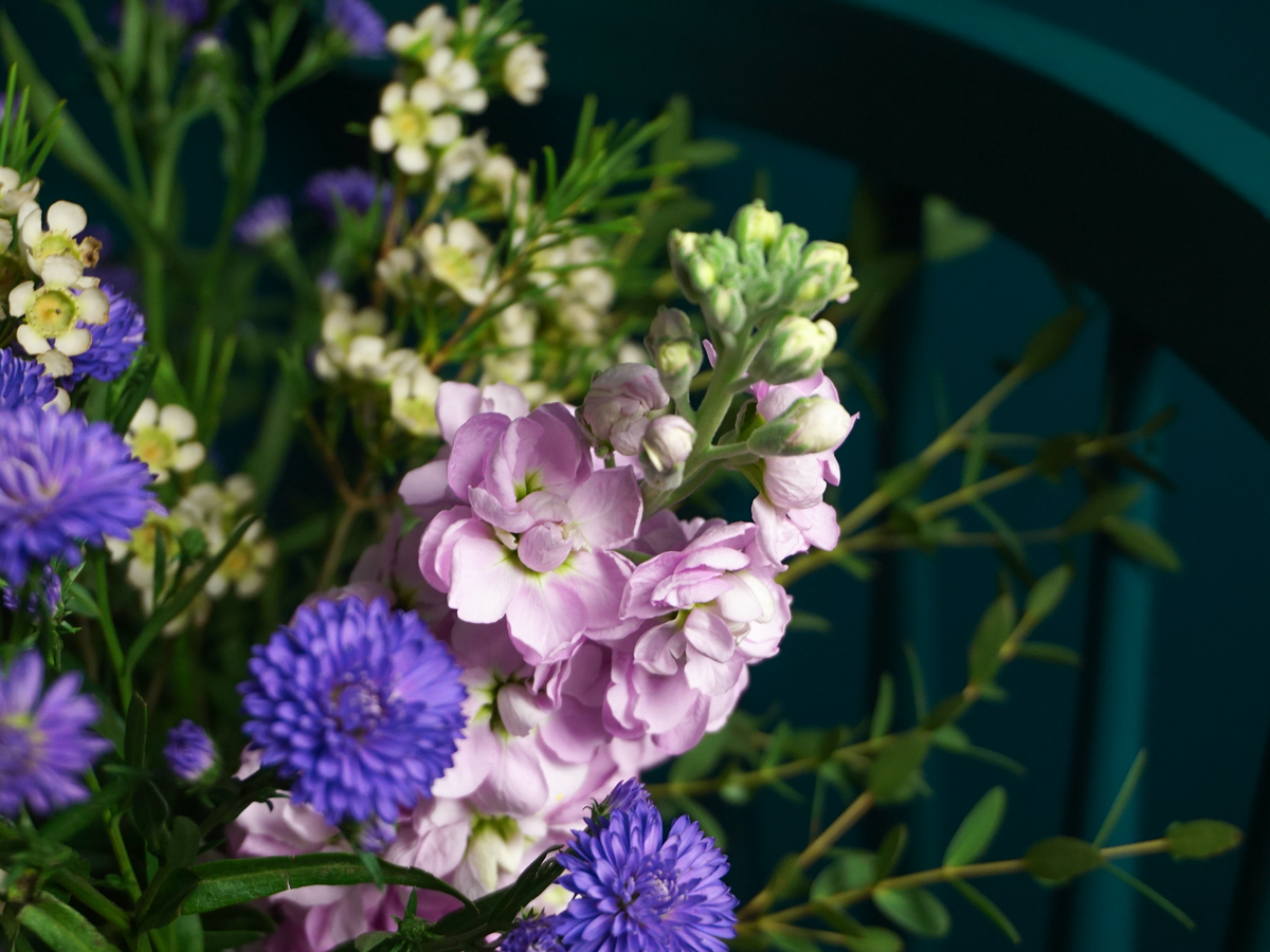 Bouquet of flowers | 82 |