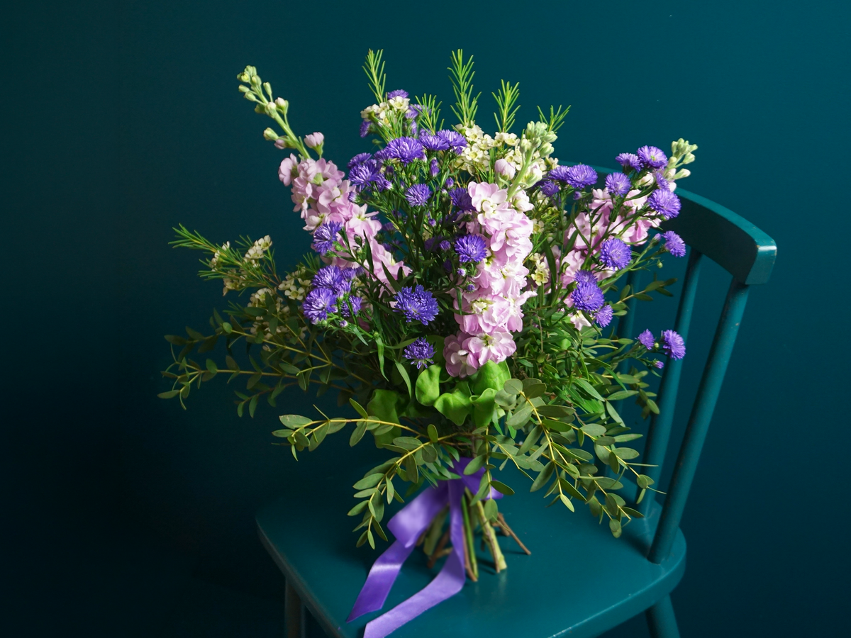 Bouquet of flowers | 82 |