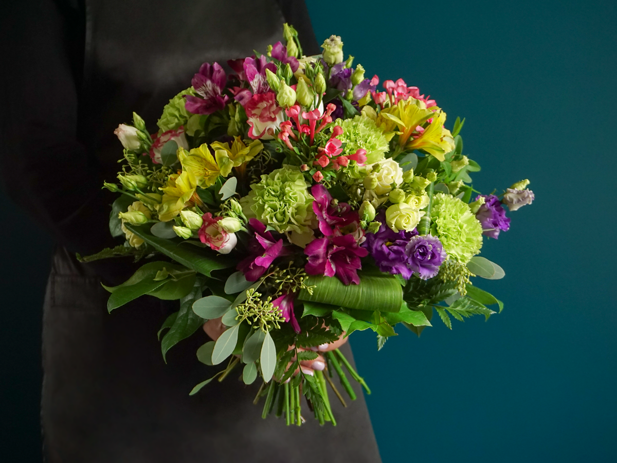 Bouquet of seasonal flowers | 01 | pink