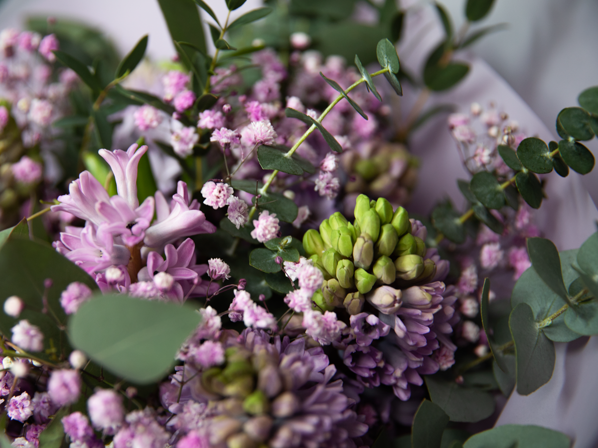 Bouquet of spring flowers 11 |