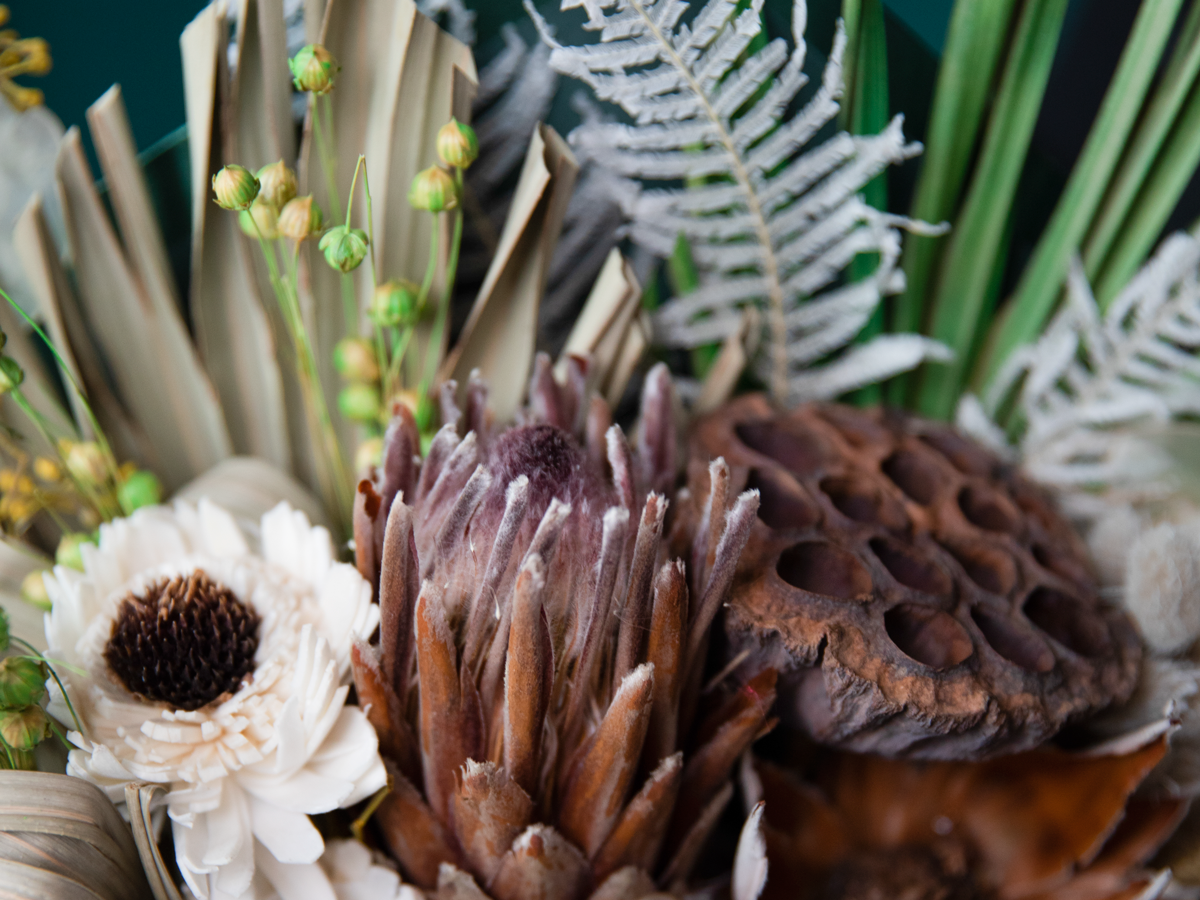 Composition of dry flowers | 03 |