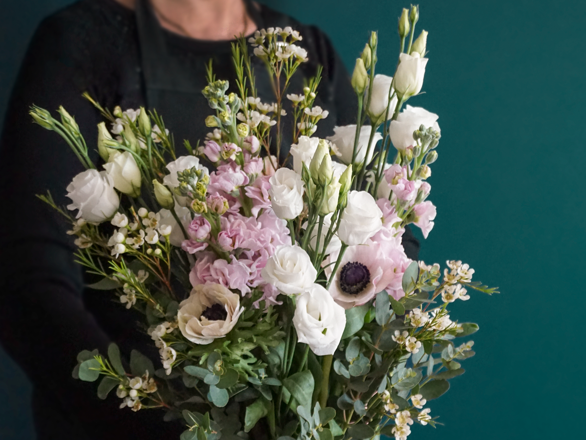 Bouquet of flowers with lysants 02 |
