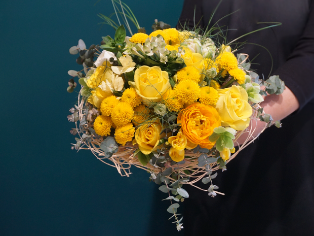 Dažādu ziedu pušķis | 15 |