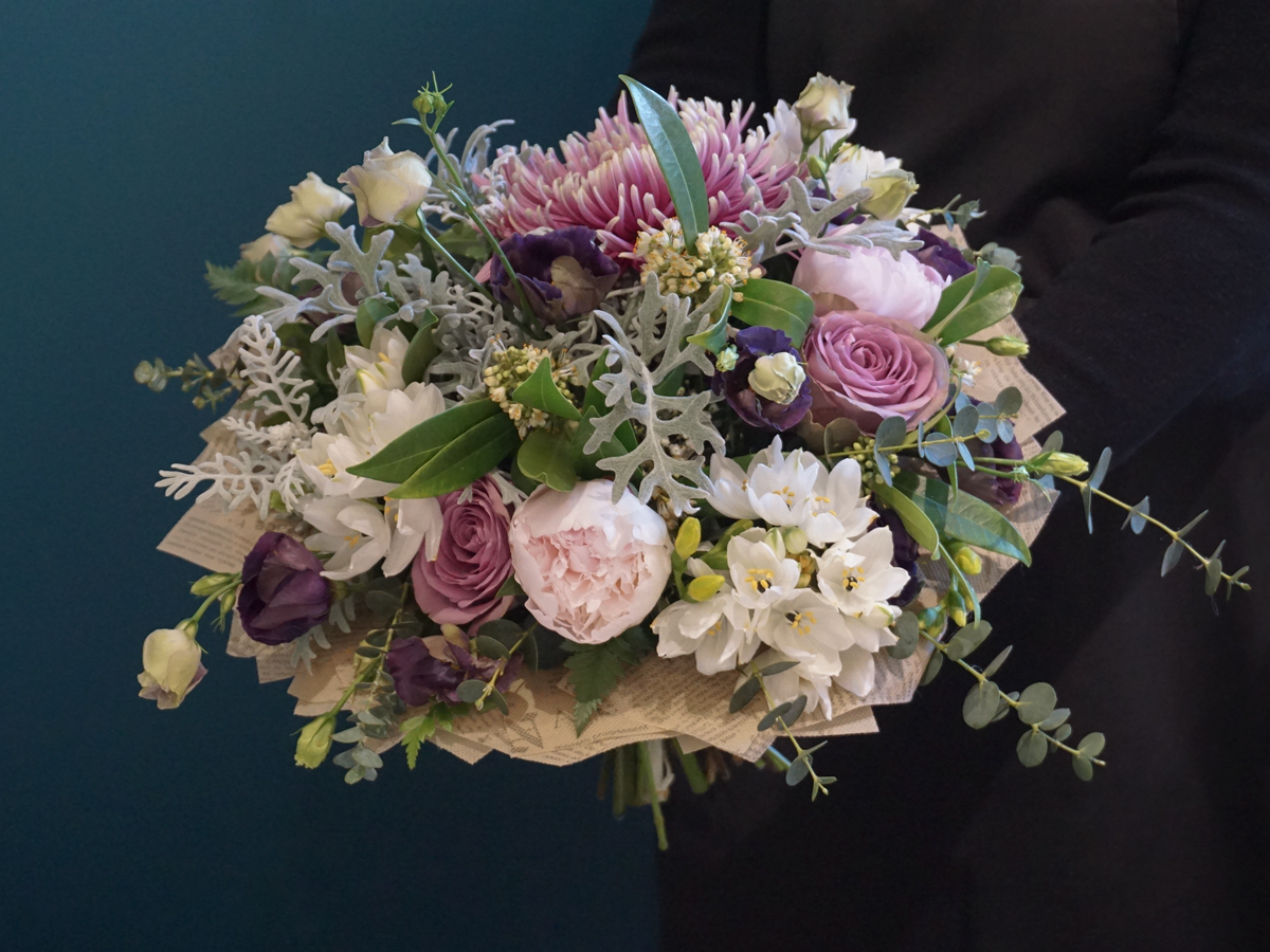 Bouquet of different flowers 21 |