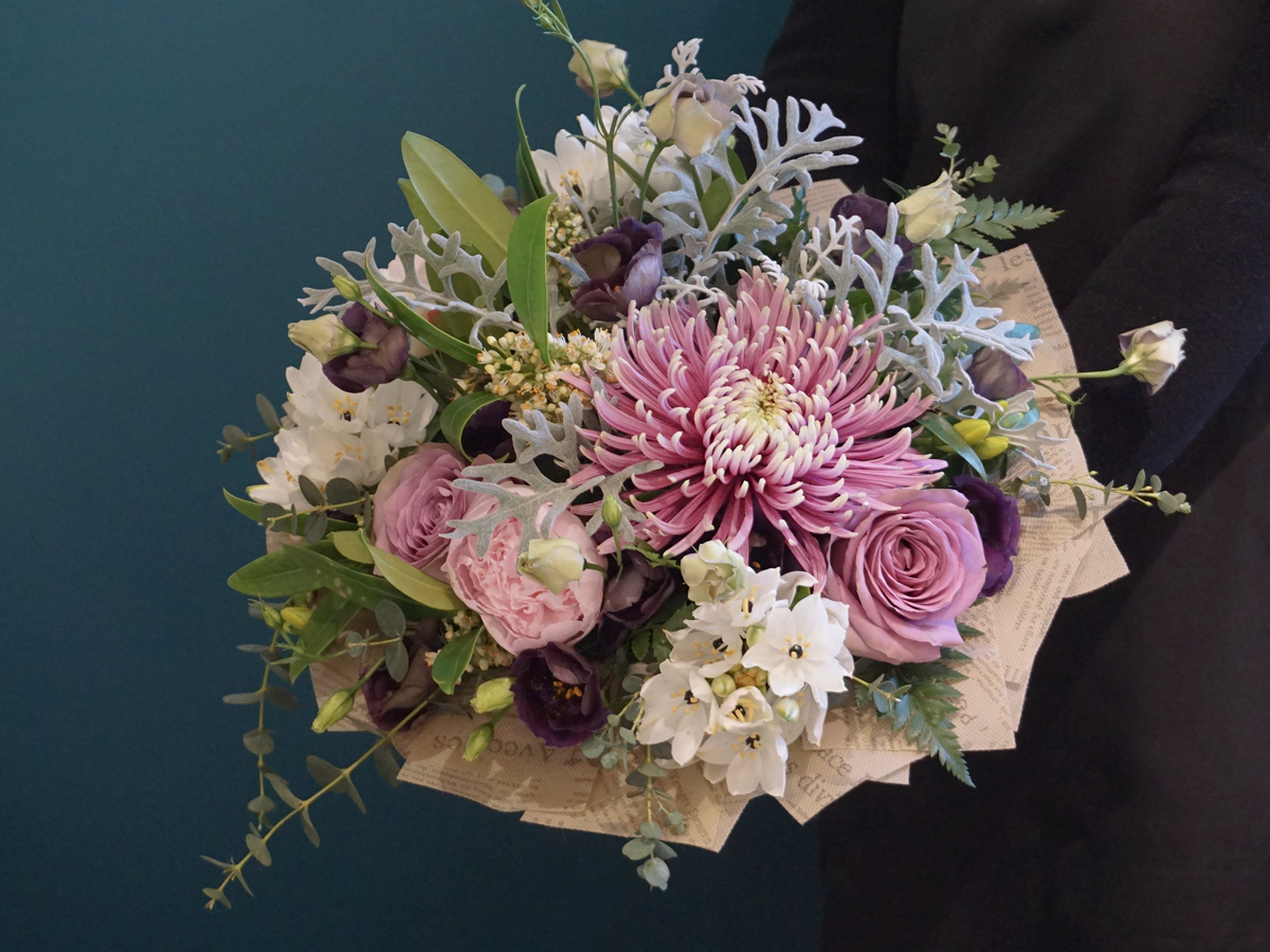 Bouquet of different flowers 21 |