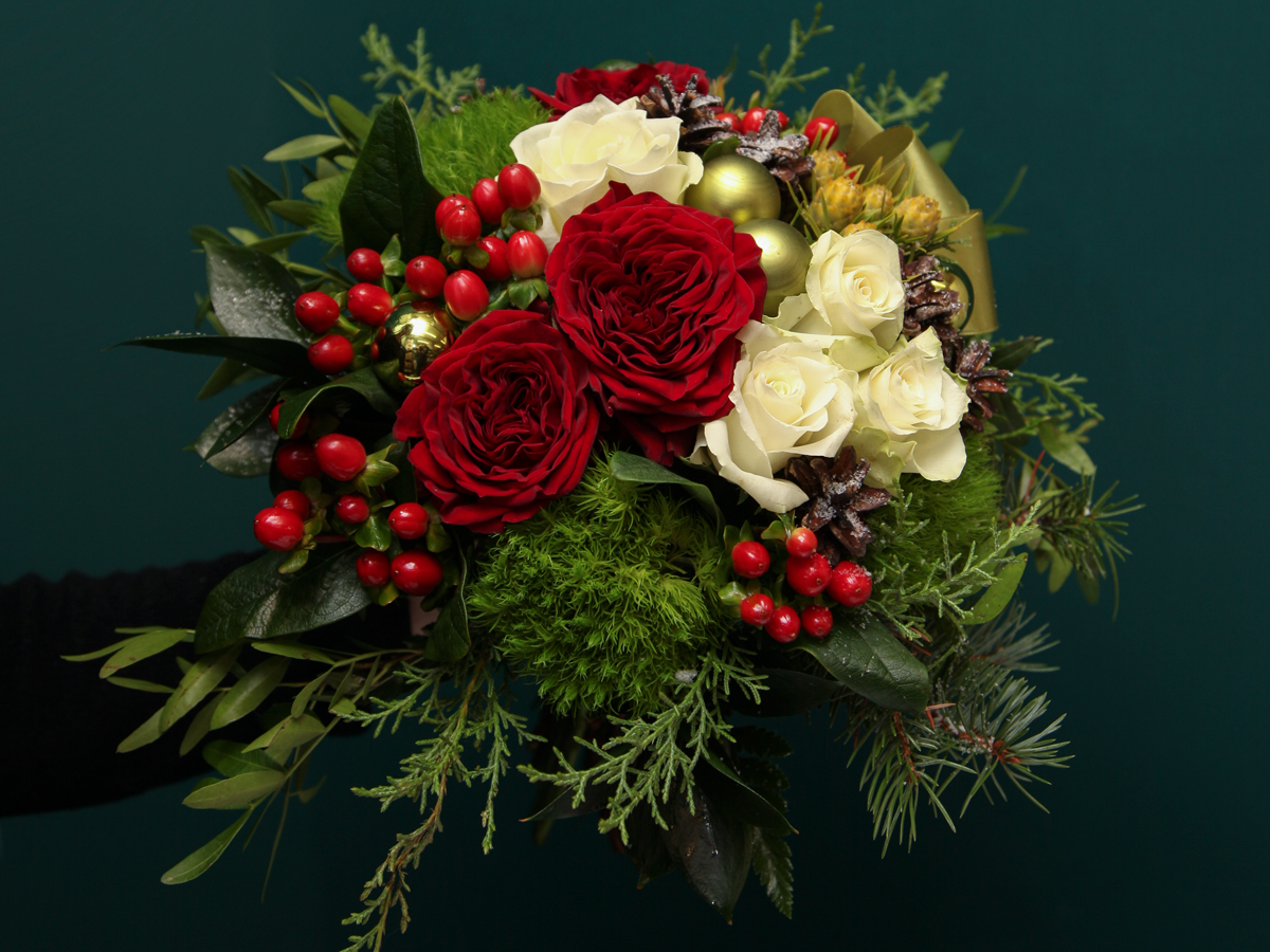 Dažādu ziedu pušķis | 29 |