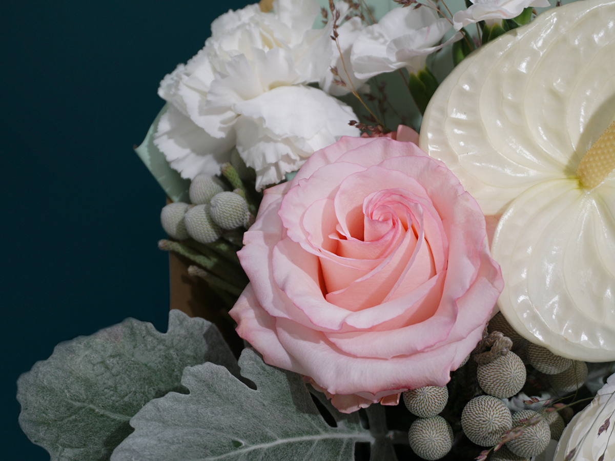 Bouquet of different flowers 33 |