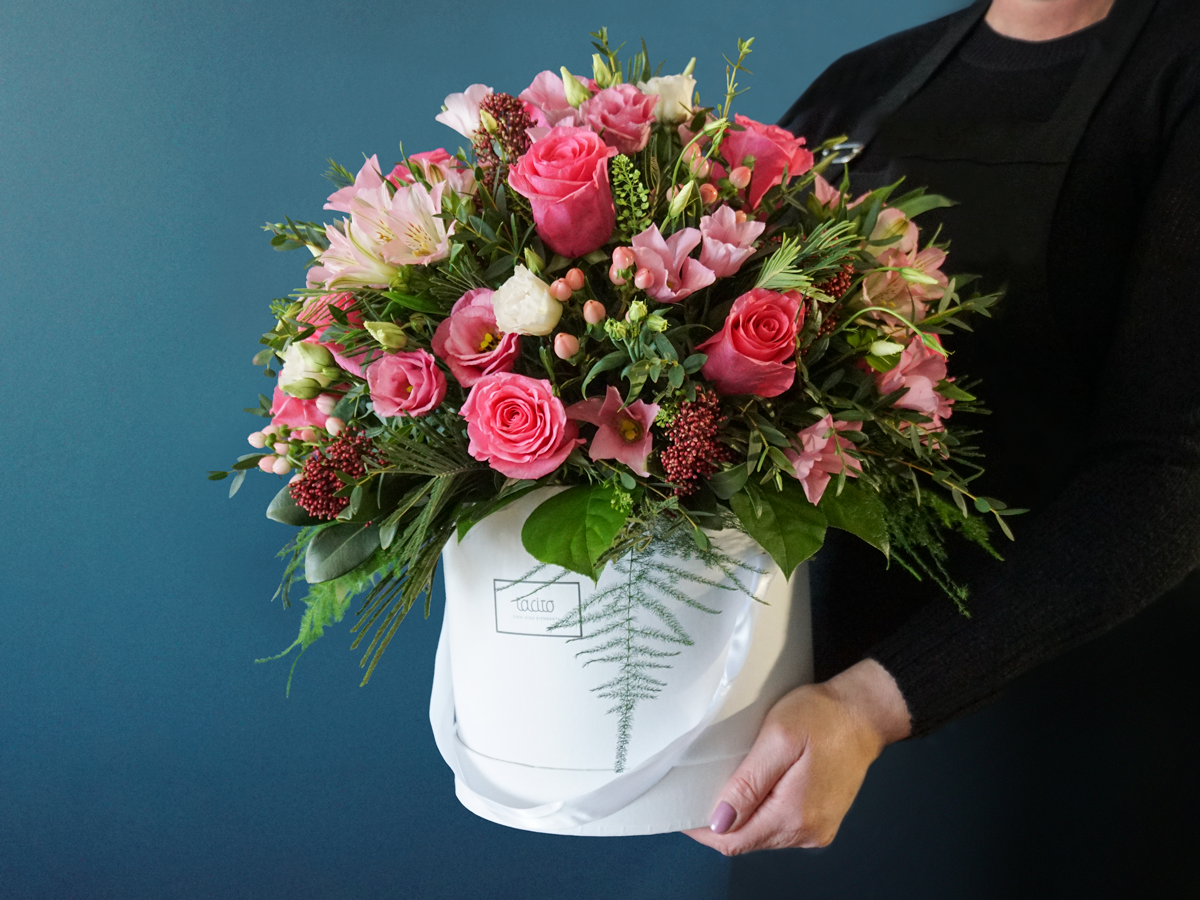 Different flowers in a box 04 |