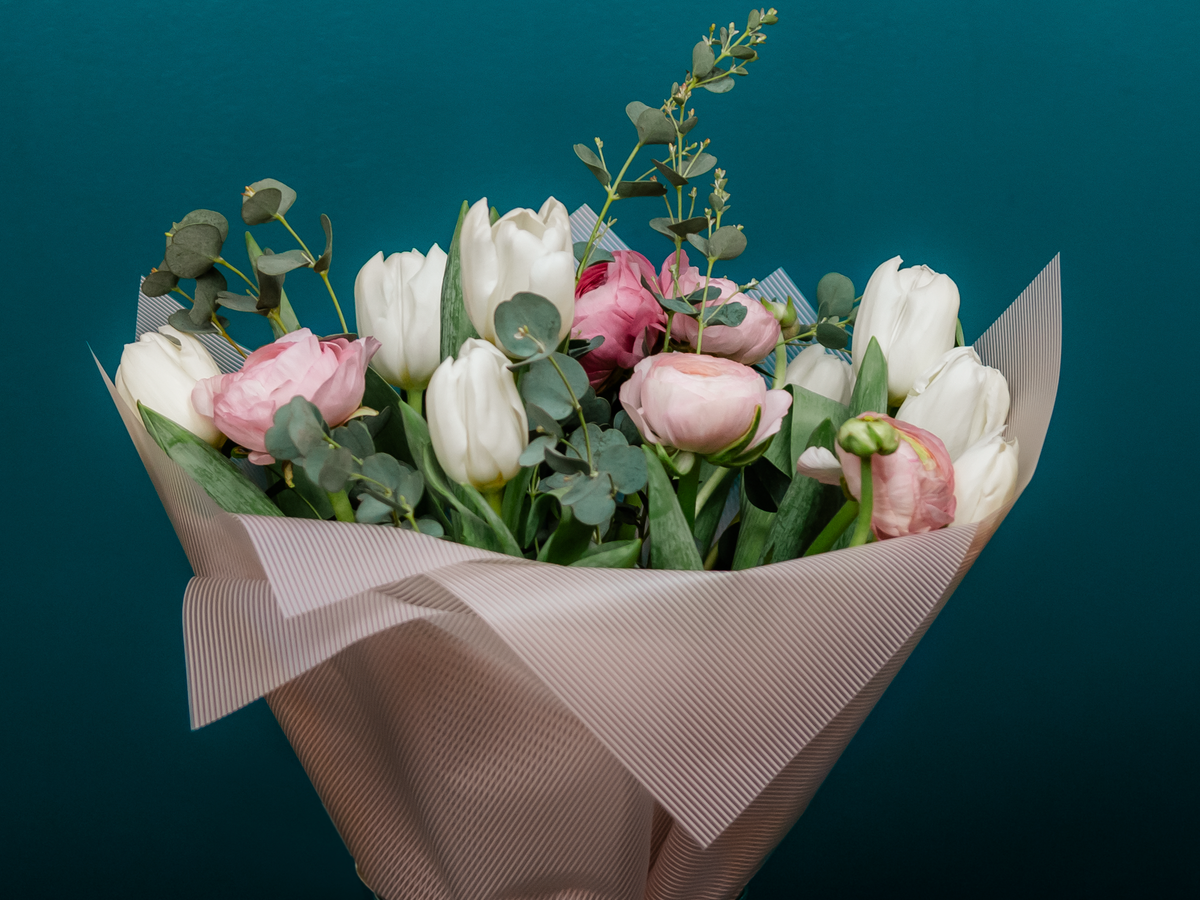 Bouquet of spring flowers 10 |