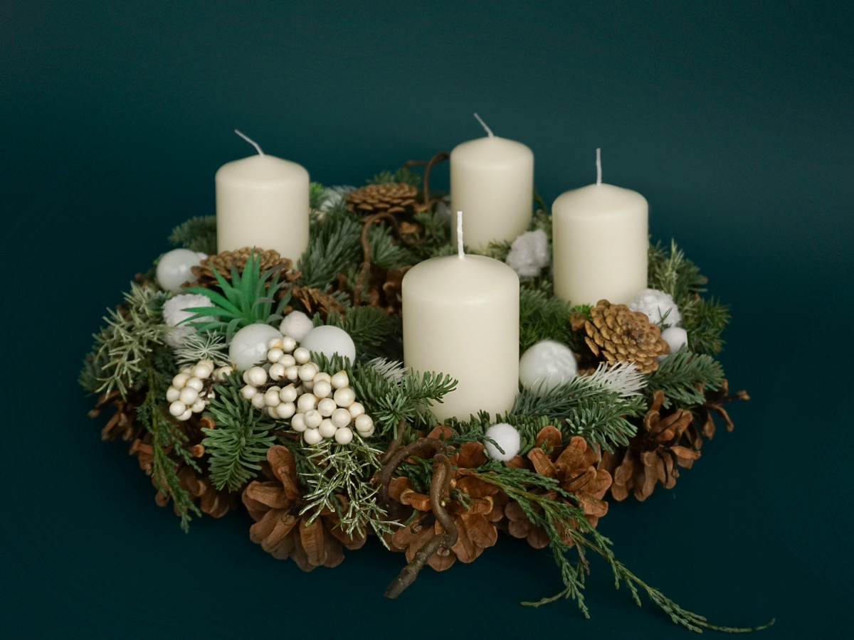 Advent wreath / 37 /