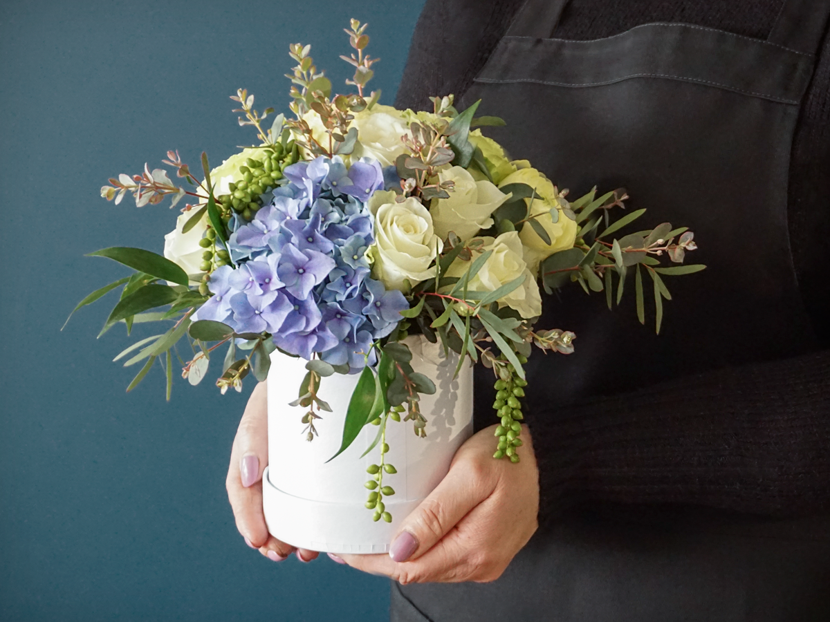 Dažādi ziedi kastē | 03 |