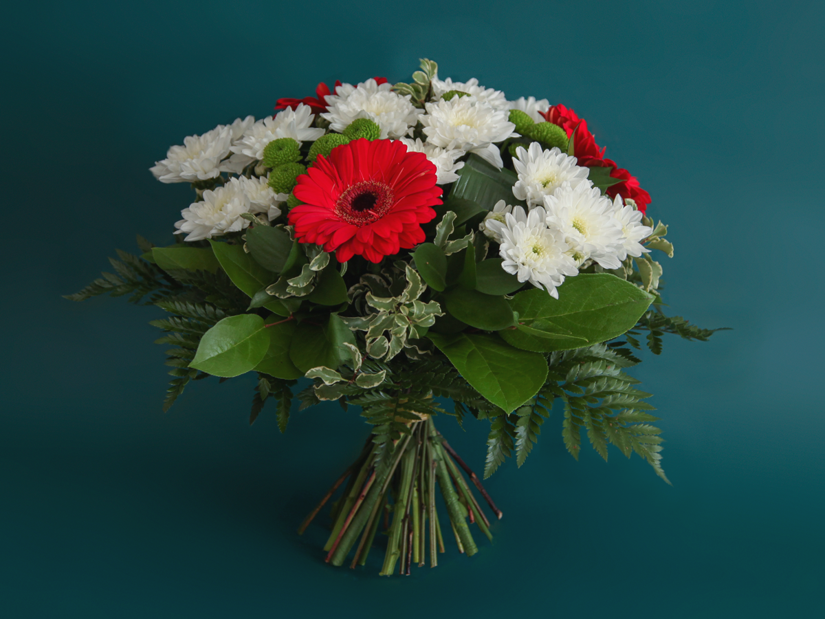 Ziedu pušķis ar gerberām / 01 /